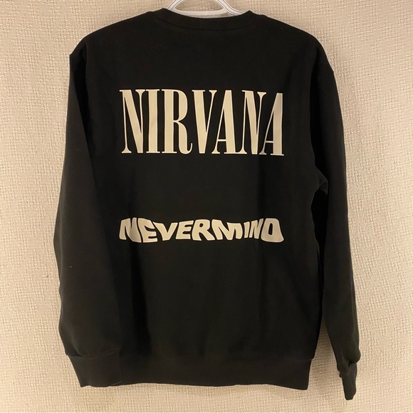 Nirvana Sweater | Size Medium - Picture 8 of 8